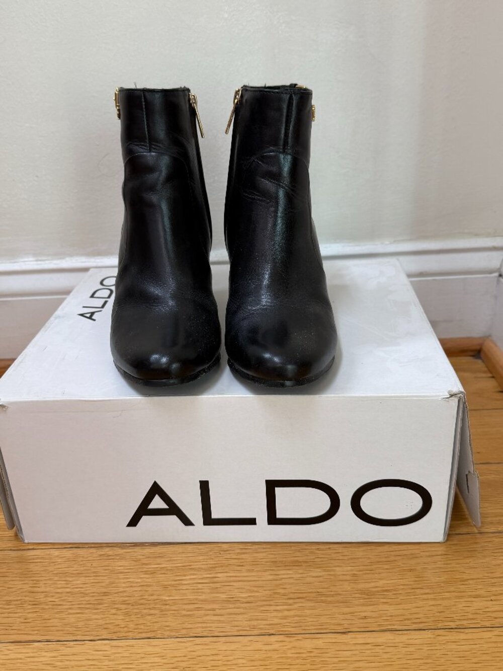 Tory Burch Leather Ankle High Heel Black Boots (Women 6.5)
